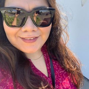 Meet your Posher, Cindy